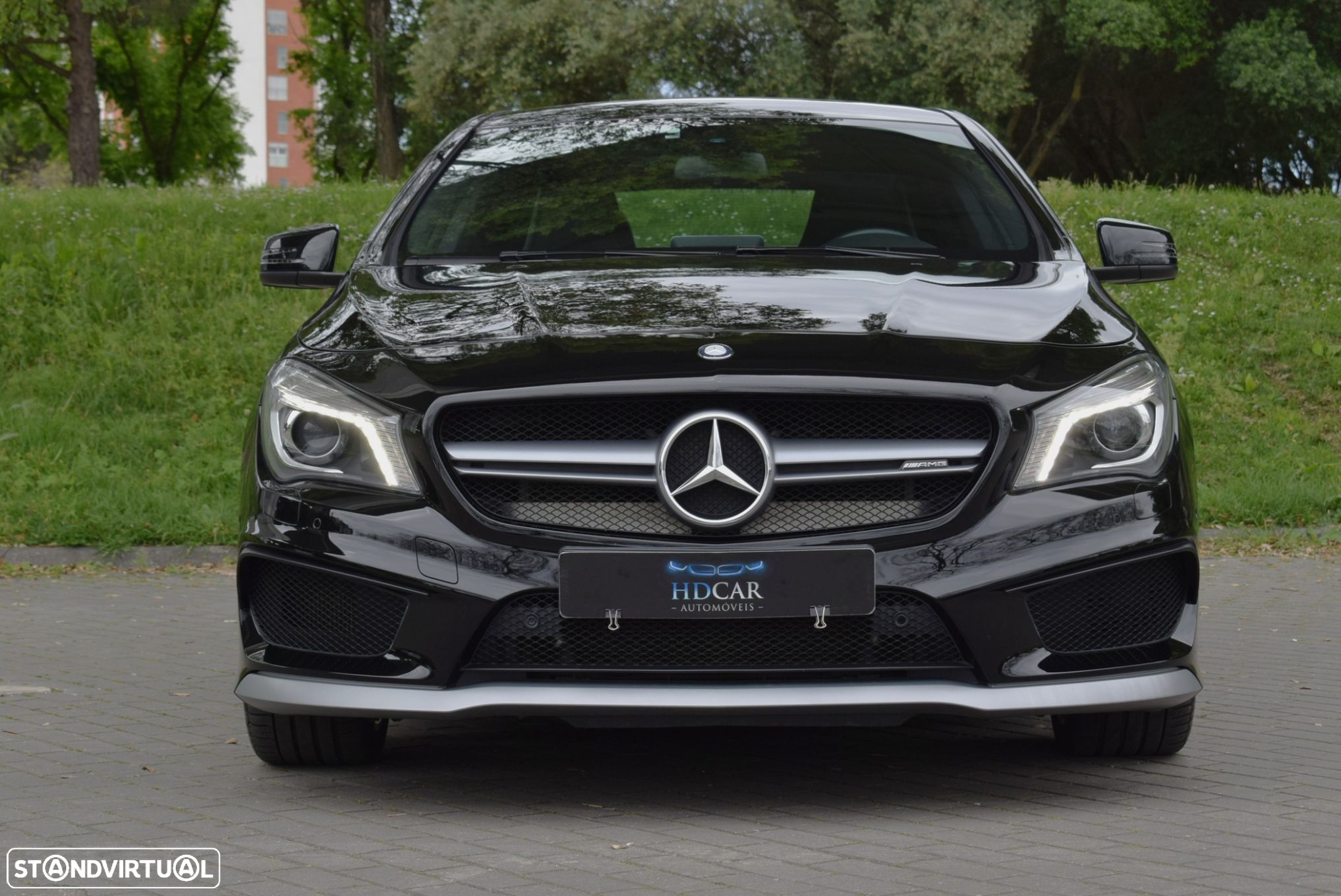 Mercedes-Benz CLA 45 AMG 4-Matic - 10
