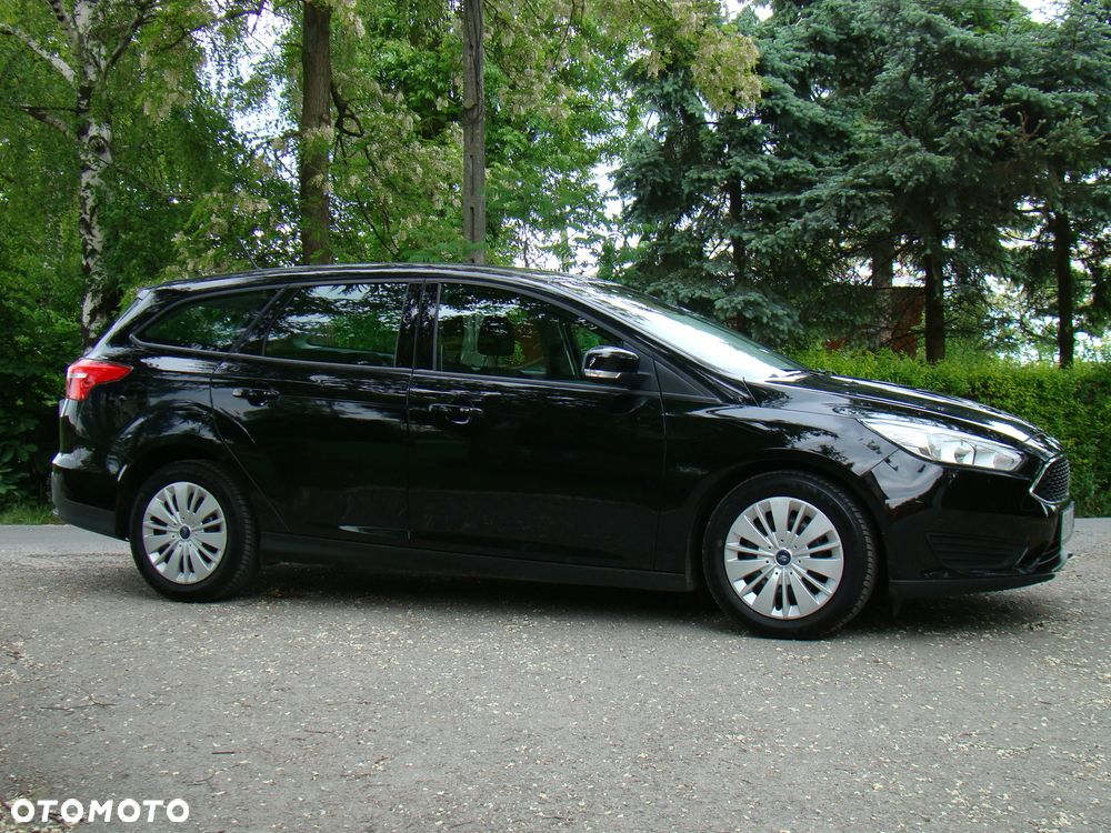 Ford Focus 1.0 EcoBoost Trend - 4