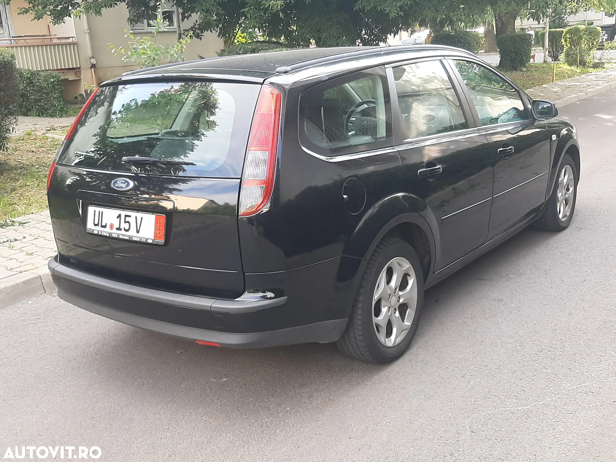 Ford Focus 1.8 Black Magic - 4
