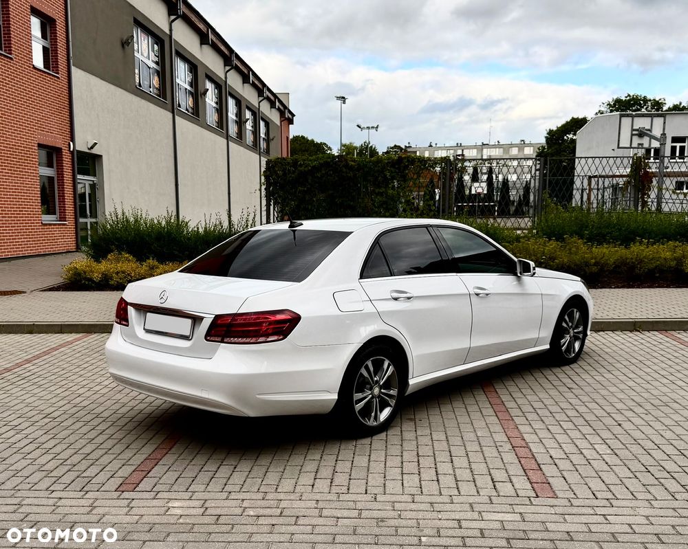 Mercedes-Benz Klasa E 220 BlueTEC 9G-TRONIC Avantgarde - 4