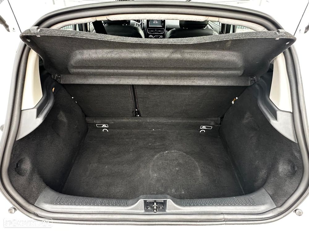 Renault Clio 1.5 dCi Limited - 22