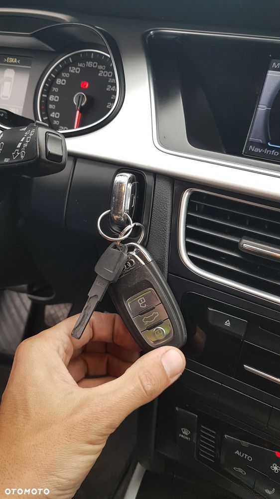 Audi A4 Avant 2.0 TDI DPF clean diesel Ambiente - 18