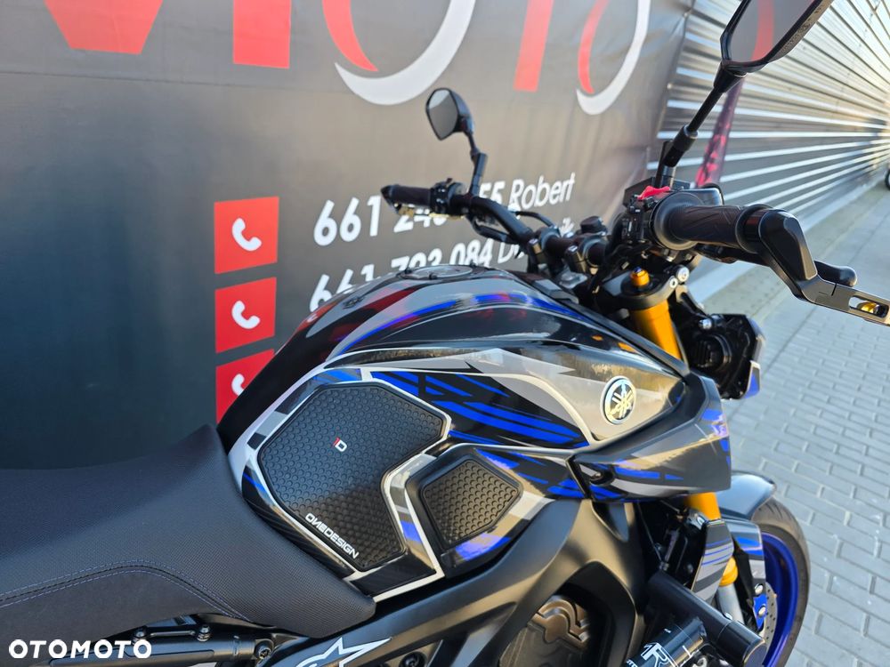 Yamaha MT - 28