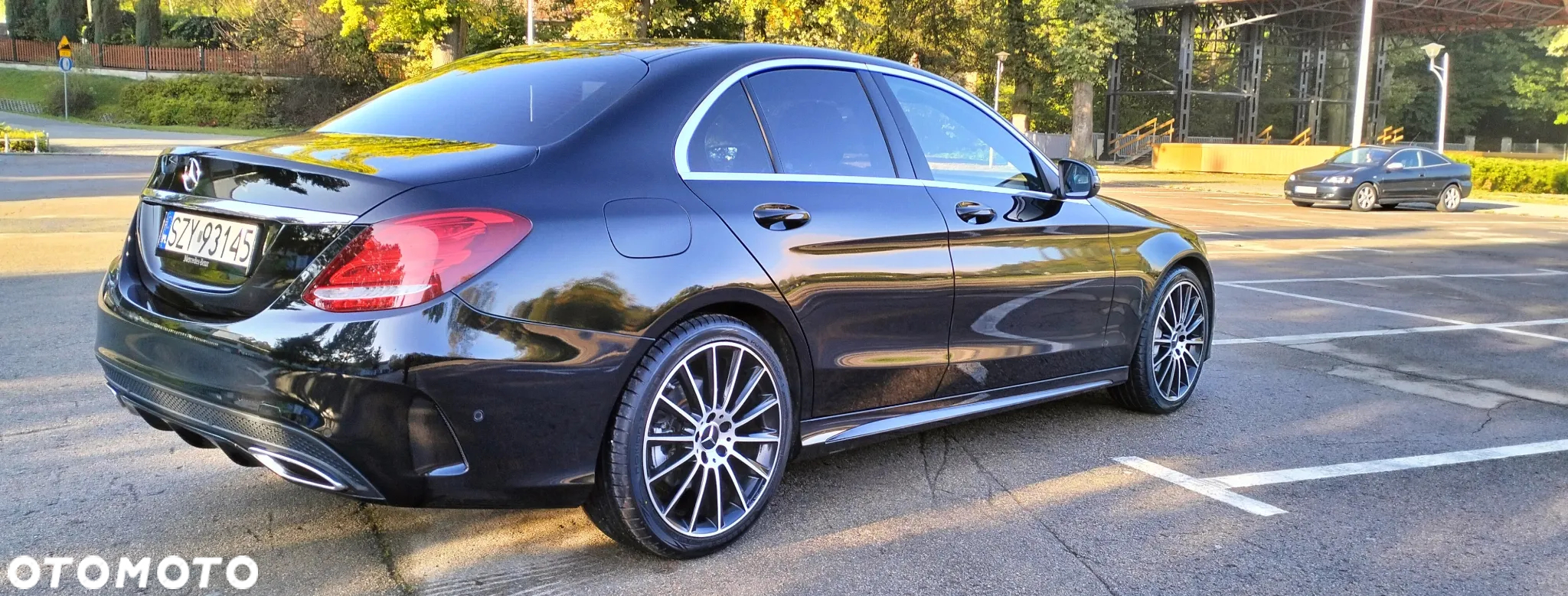 Mercedes-Benz Klasa C 250 9G-TRONIC AMG Line - 10
