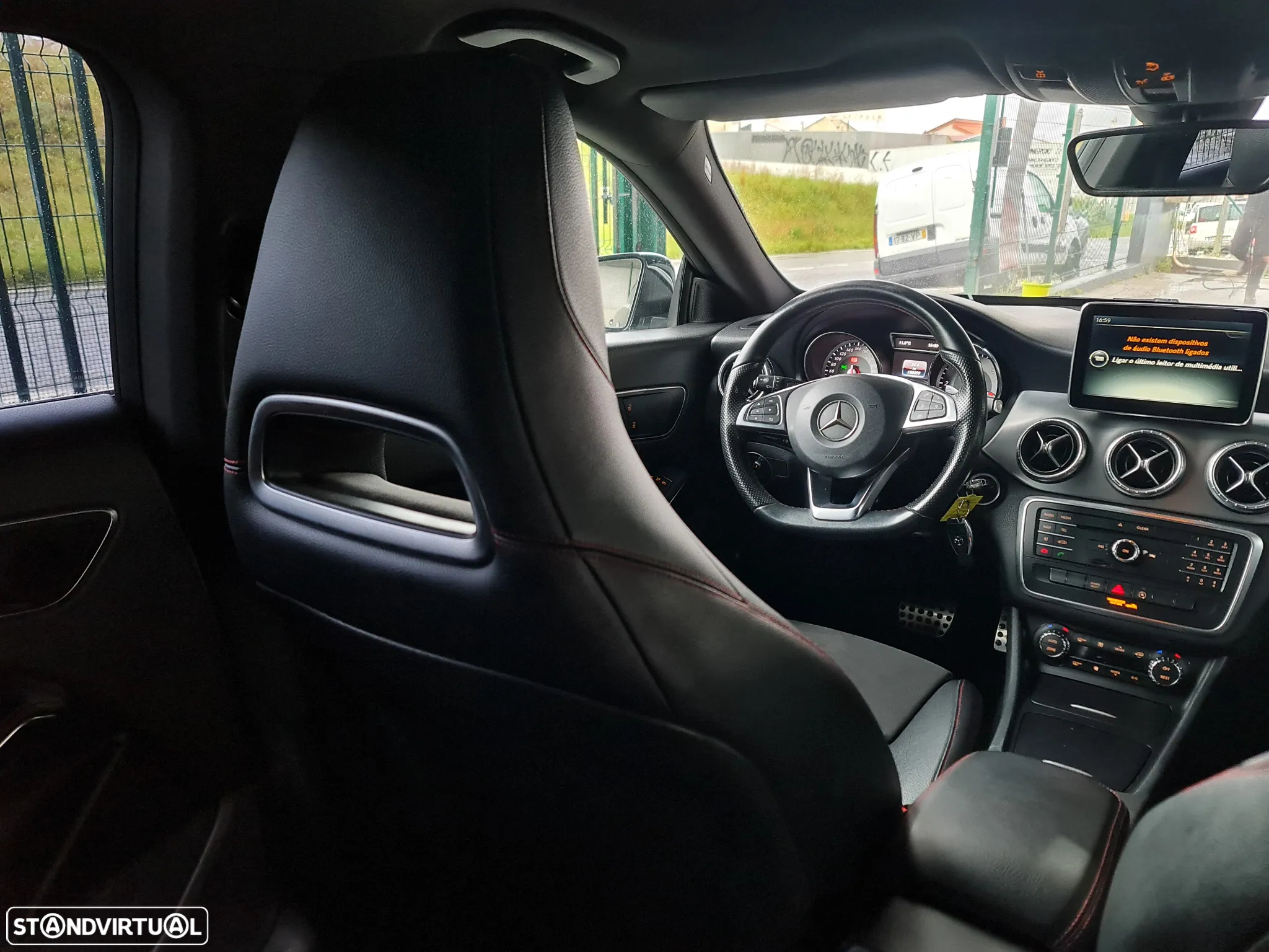 Mercedes-Benz CLA 220 Shooting Brake d 7G-DCT AMG Line - 10