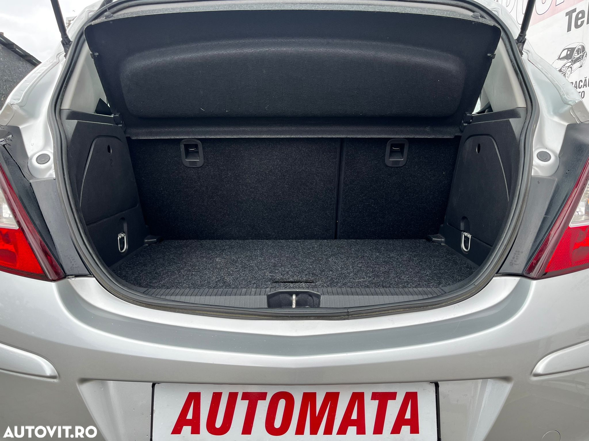Opel Corsa 1.2i Easytronic Cosmo - 13