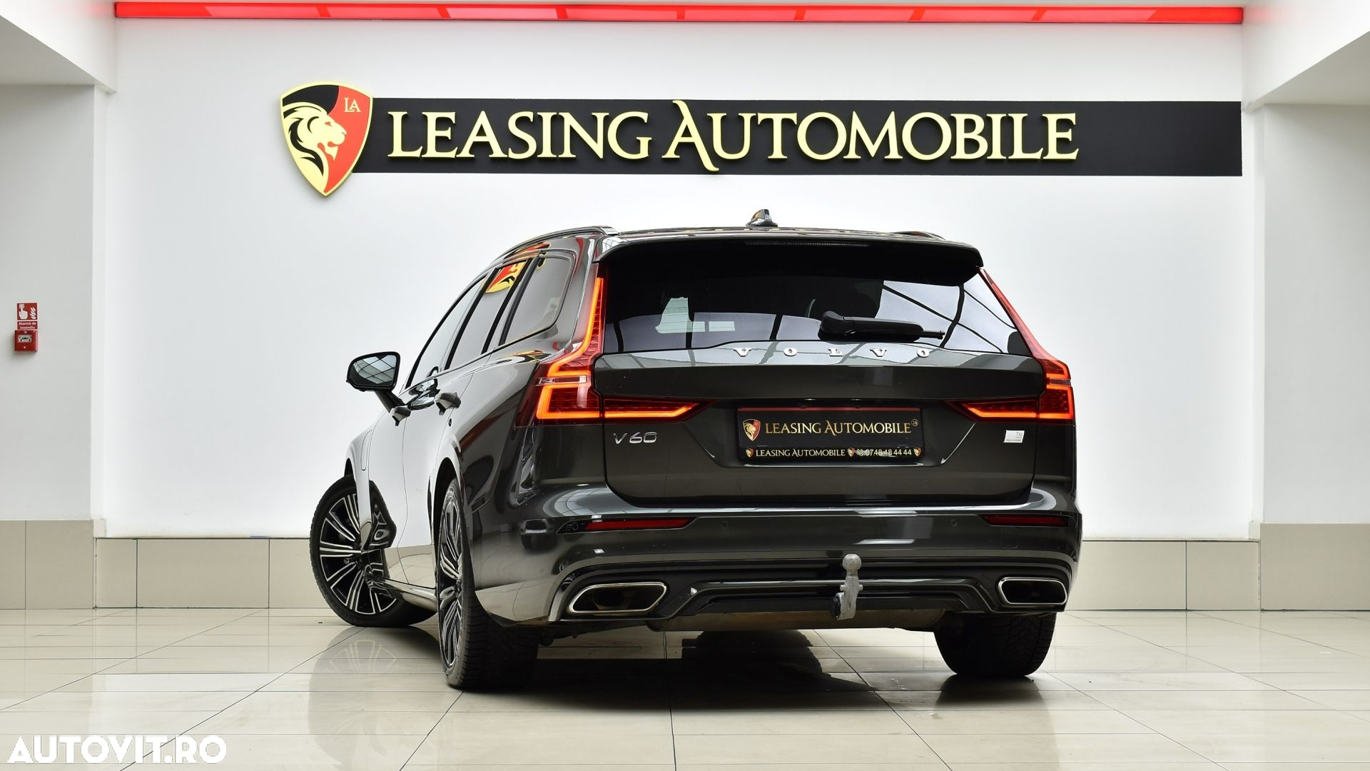 Volvo V60 T6 AWD Recharge Geartronic Inscription - 6