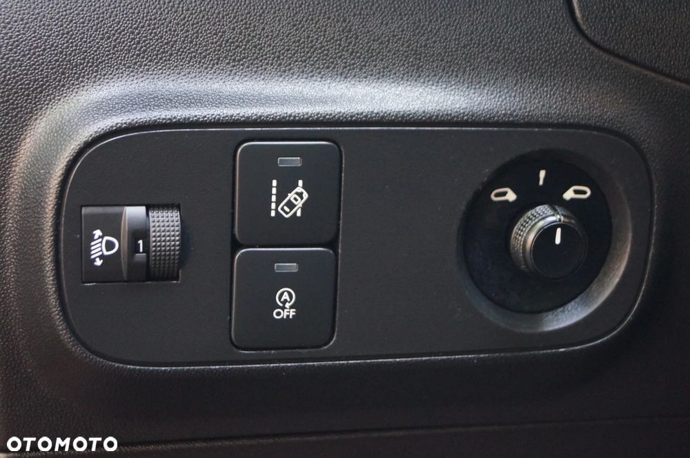 Citroën C3 1.2 PureTech C-Series - 36