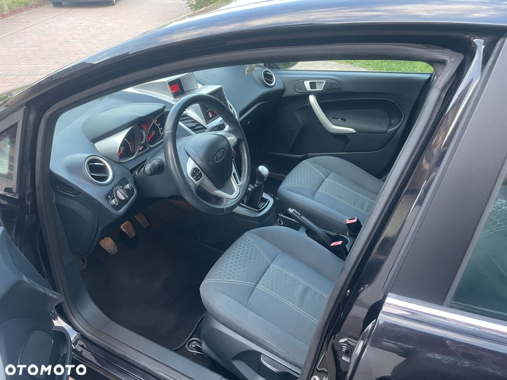 Ford Fiesta 1.25 Titanium EU5 - 16