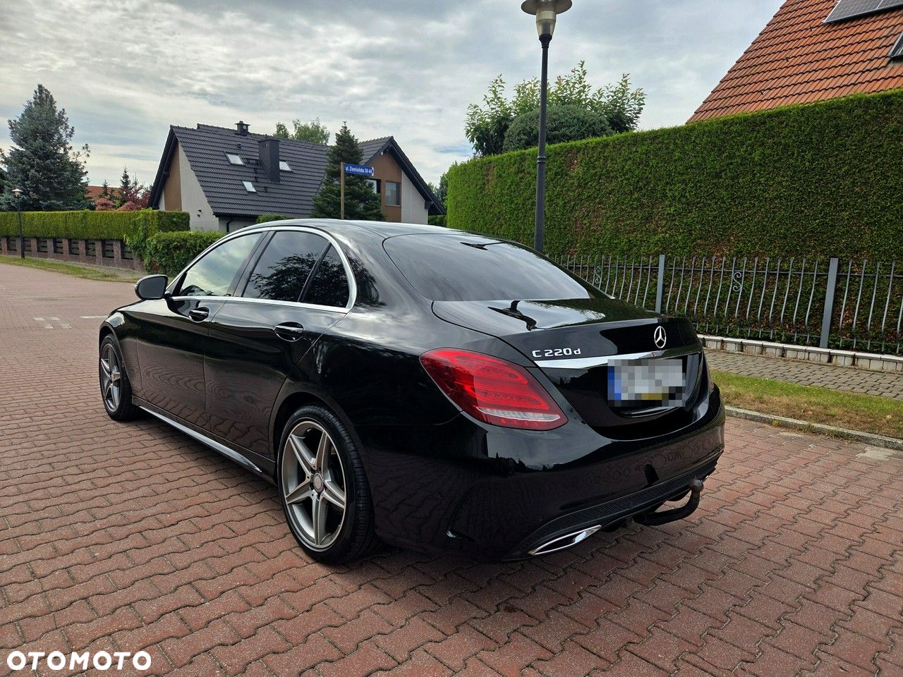 Mercedes-Benz Klasa C 220 (BlueTEC) d 7G-TRONIC AMG Line - 4