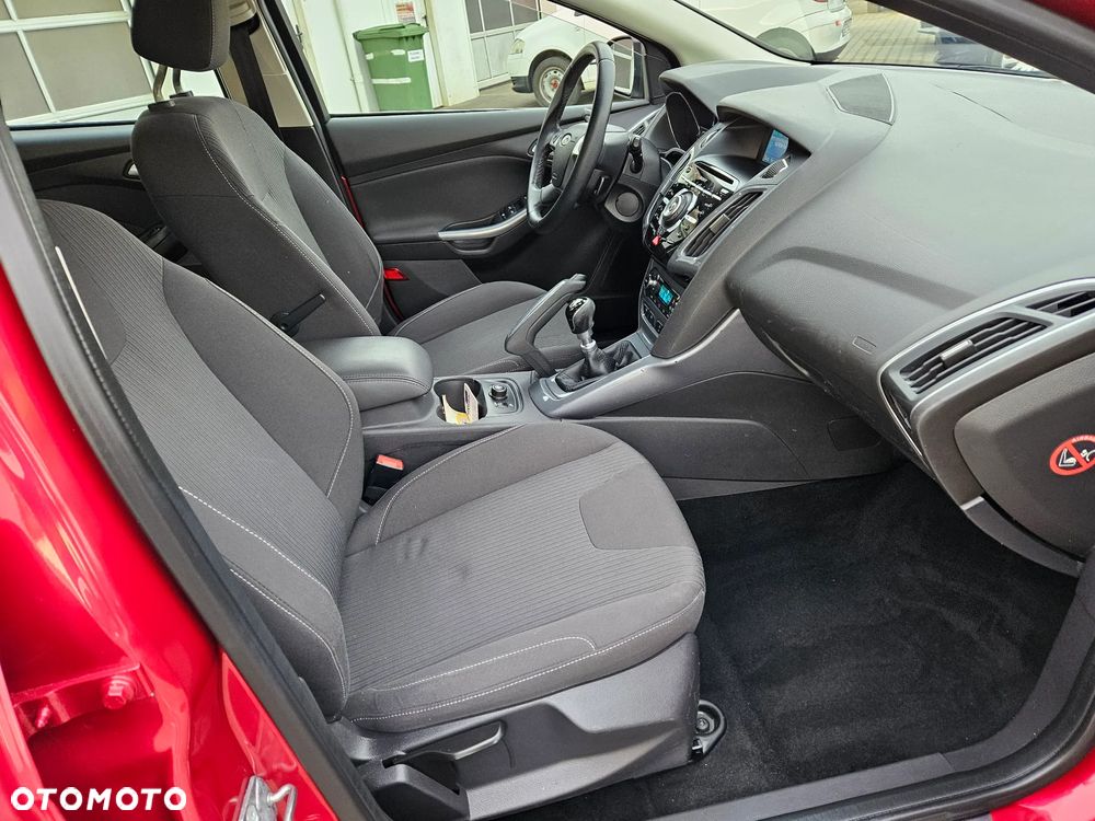 Ford Focus 1.6 EcoBoost Start-Stopp-System Titanium - 11