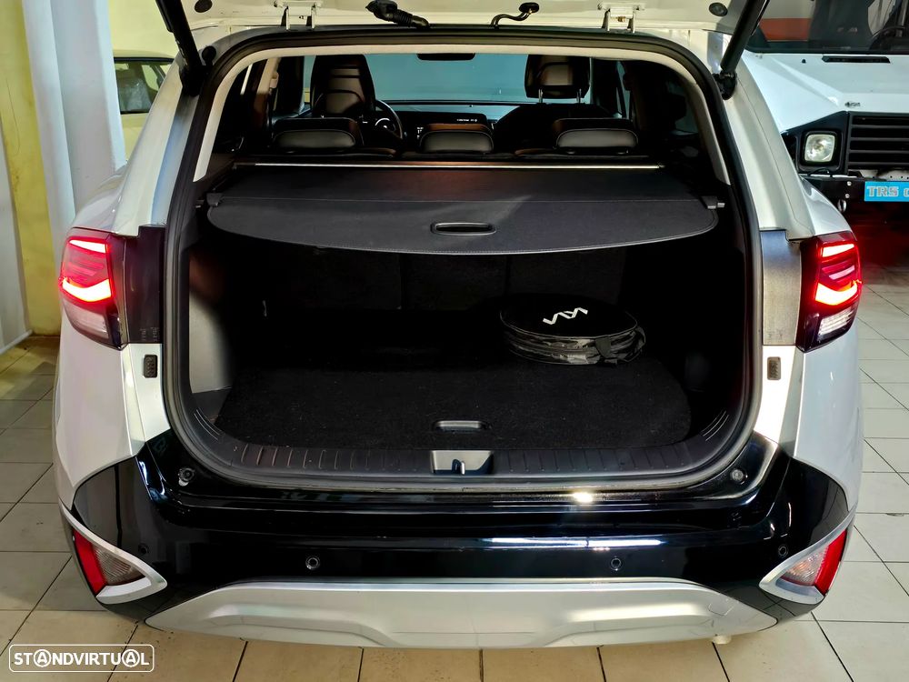 Kia Sportage 1.6 T-GDi PHEV Tech - 8