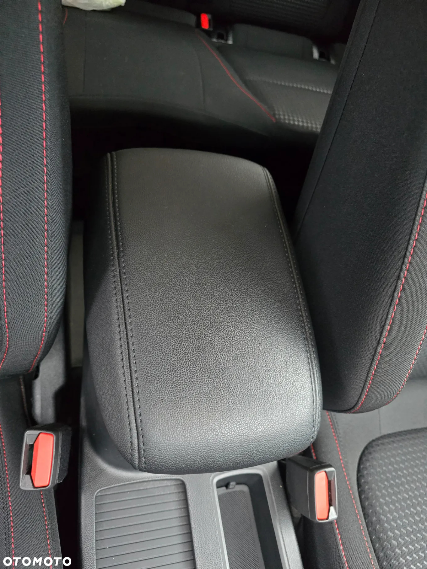 Ford Focus 1.0 EcoBoost ST-Line - 15