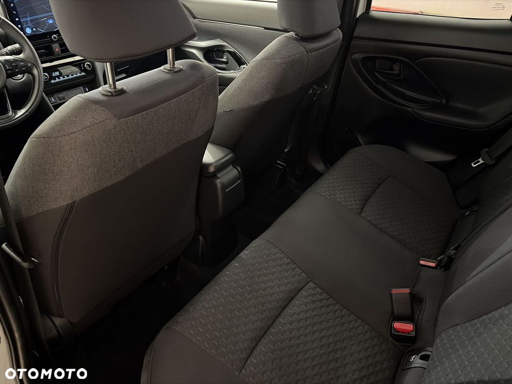 Toyota Yaris Cross Hybrid 1.5 Style - 11