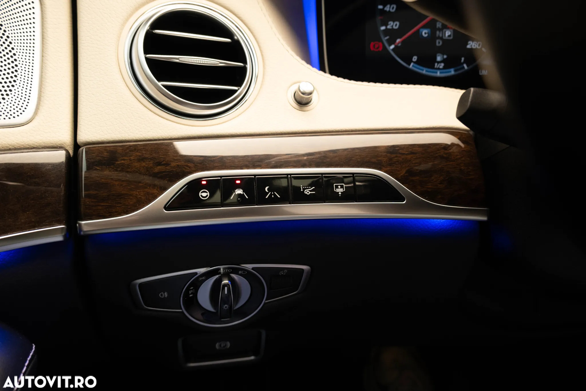 Mercedes-Benz S 400 d L 4Matic 9G-TRONIC - 36