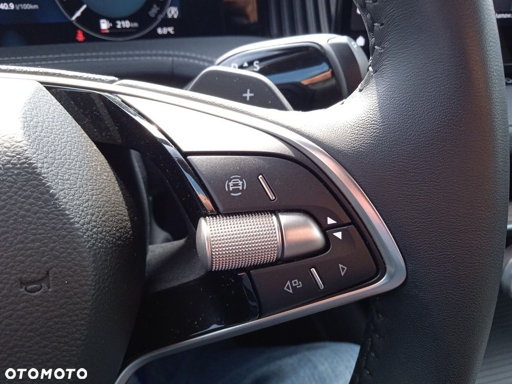 Skoda Superb 2.0 TDI SCR 4x4 L&K DSG - 25