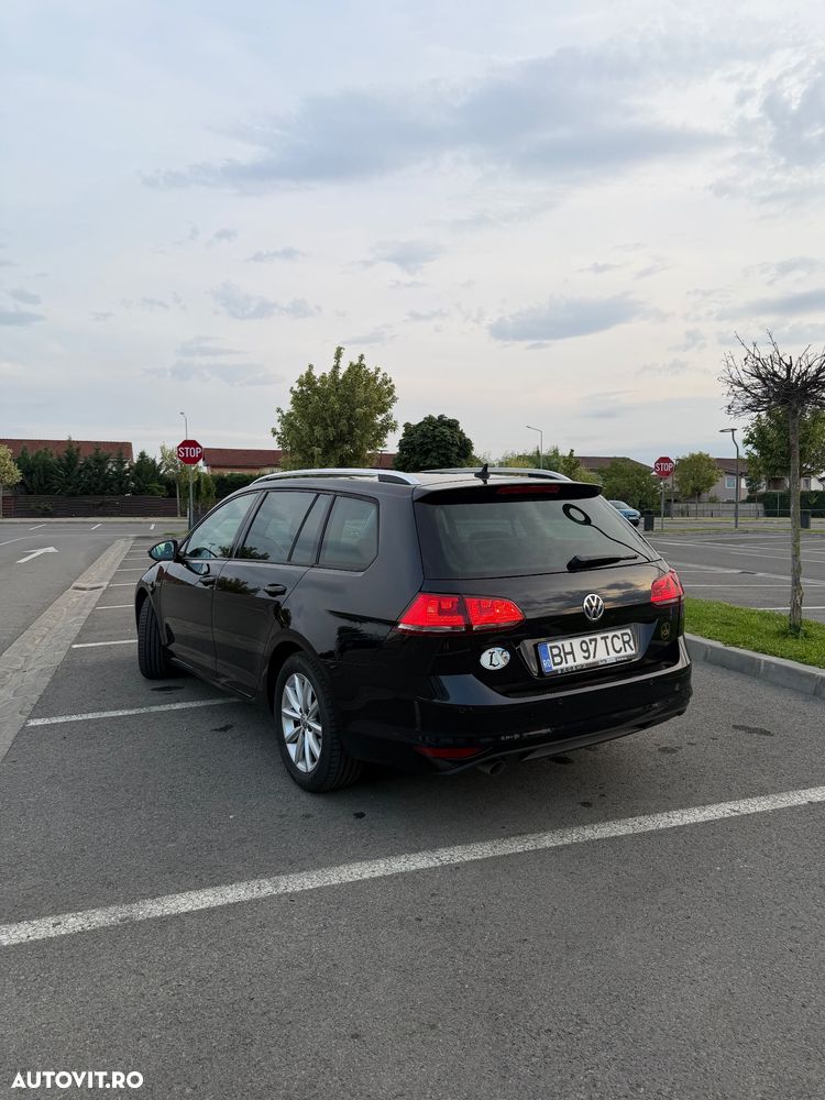 Volkswagen Golf 1.6 TDI DPF Trendline - 4