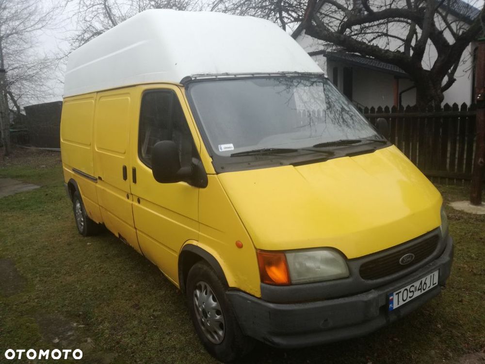 Ford Transit - 1