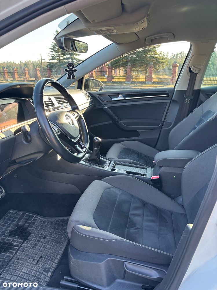 Volkswagen Golf 1.6 TDI BMT IQ Drive - 17