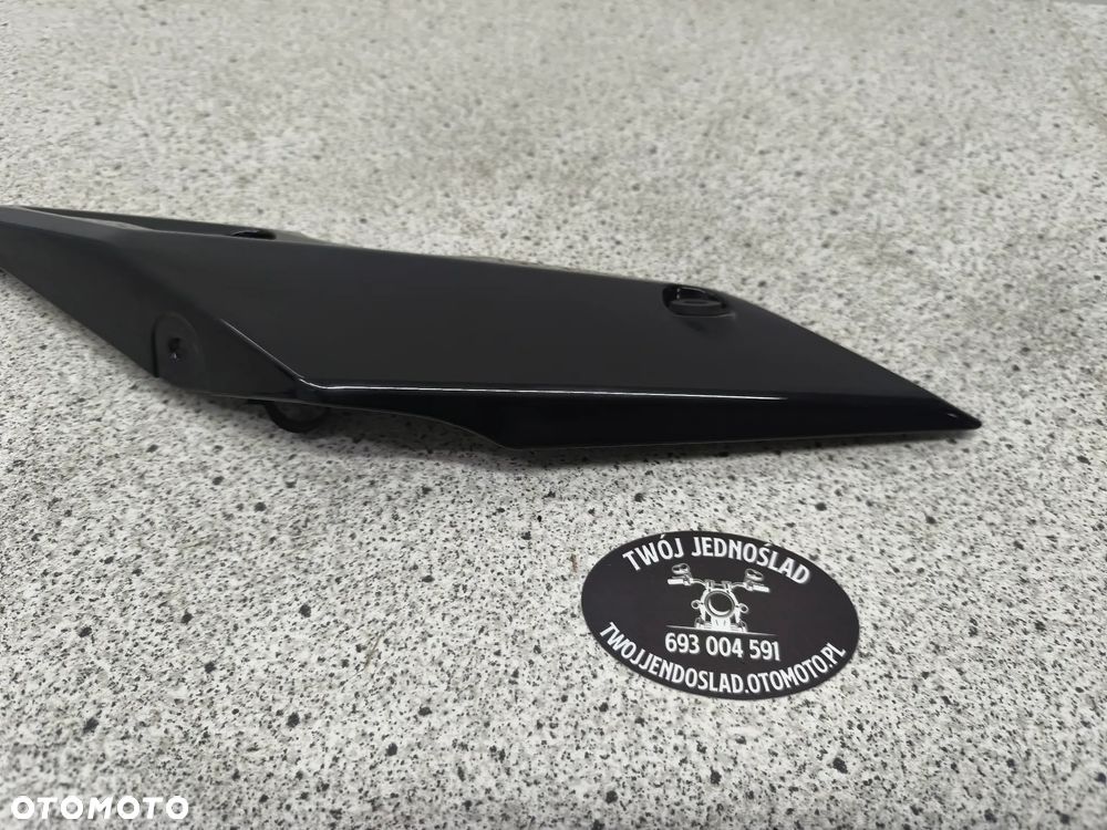 Pług, płoza, owiewka, osłona Suzuki GSR 750 GSR750 - 6