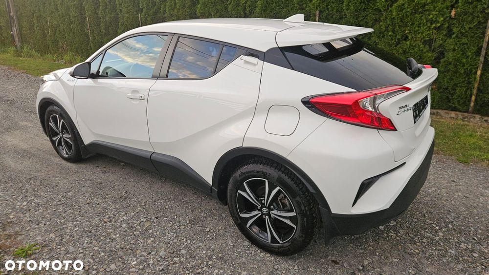 Toyota C-HR - 4