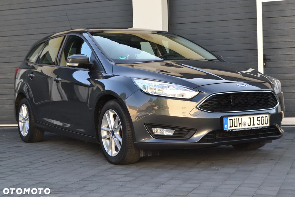 Ford Focus 1.5 EcoBoost Start-Stopp-System COOL&CONNECT
