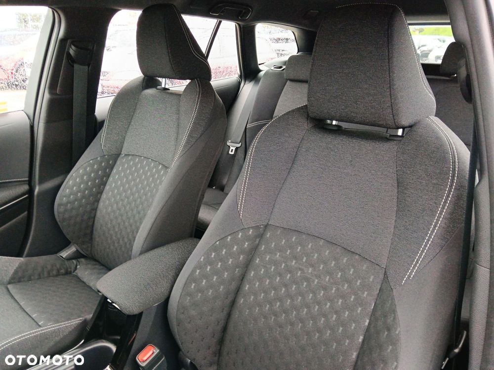 Toyota Corolla - 11
