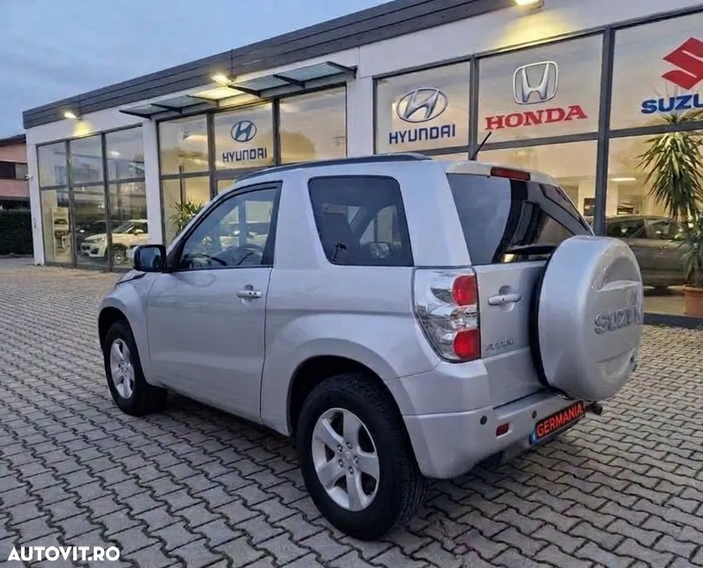 SUZUKI Grand Vitara