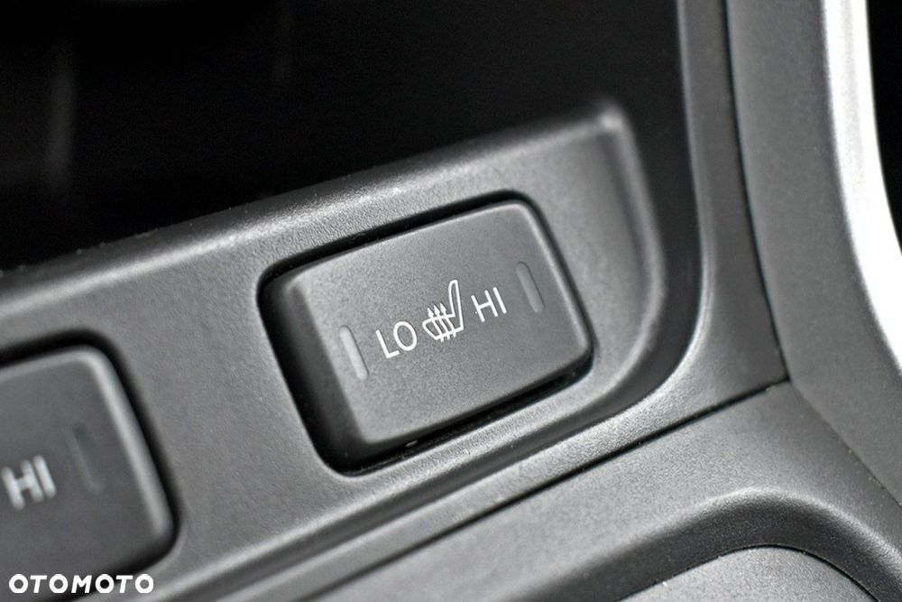 Suzuki SX4 S-Cross 1.4 T Premium 4WD - 25