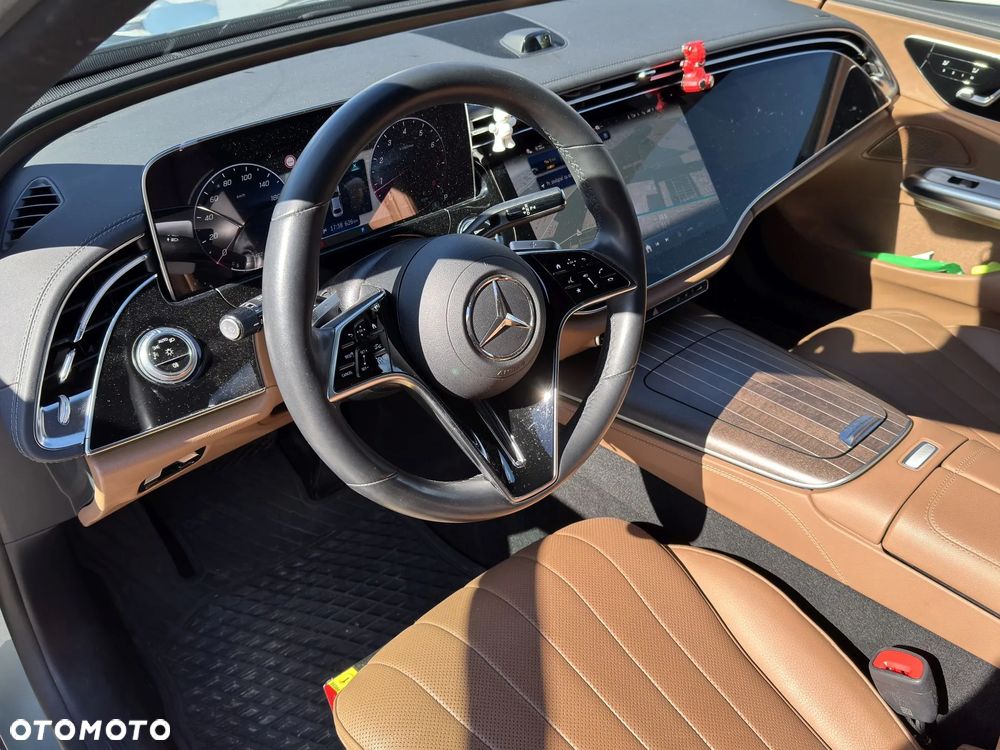 Mercedes-Benz Klasa E 200 mHEV Avantgarde 9G-Tronic - 19