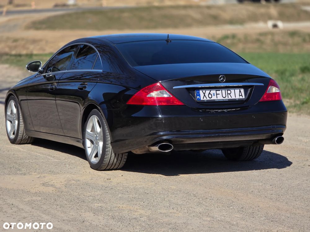Mercedes-Benz CLS - 10