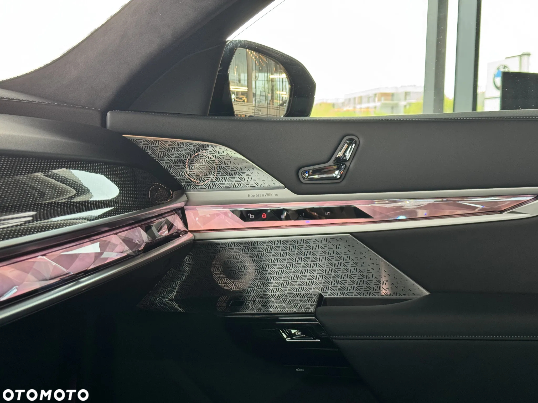 BMW Seria 7 M760e PHEV xDrive sport - 14