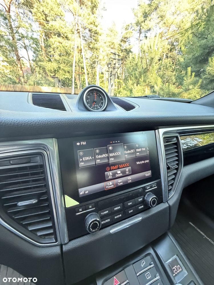 Porsche Macan Standard - 16