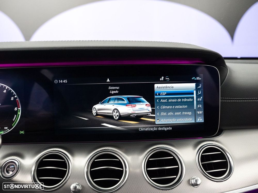 Mercedes-Benz E 300 de AMG Line - 36