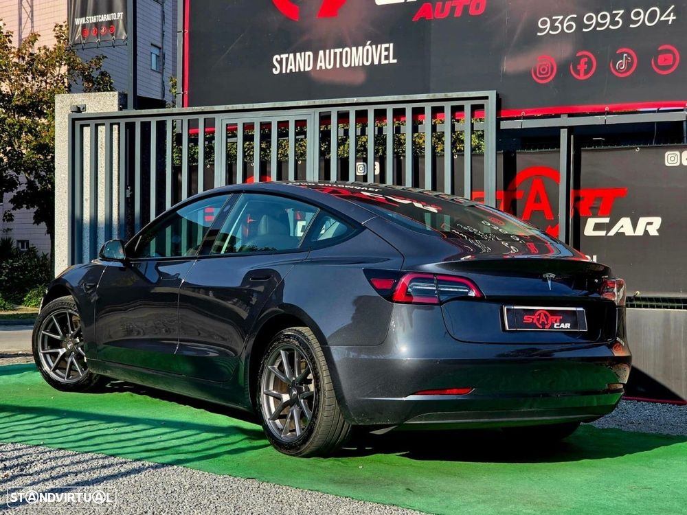 Tesla Model 3 2022 photo 4