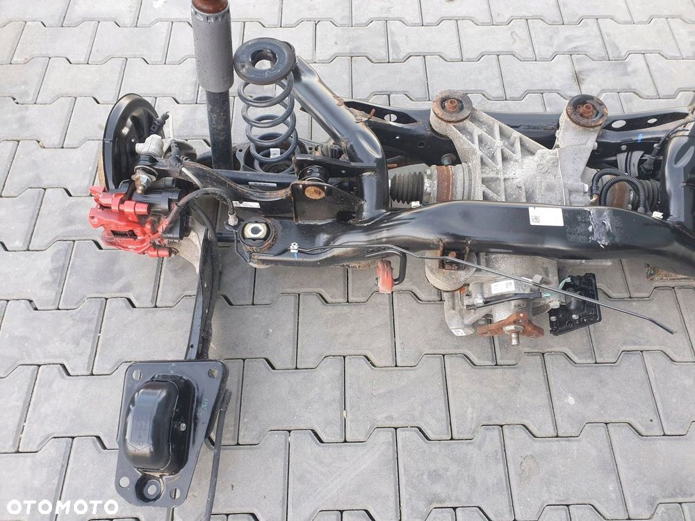 Belka tylna most Audi A3 8V - 3