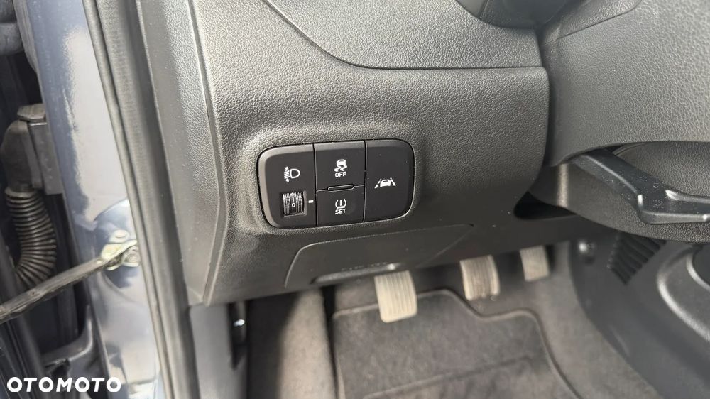 Hyundai i10 1.0 blue Pure - 12