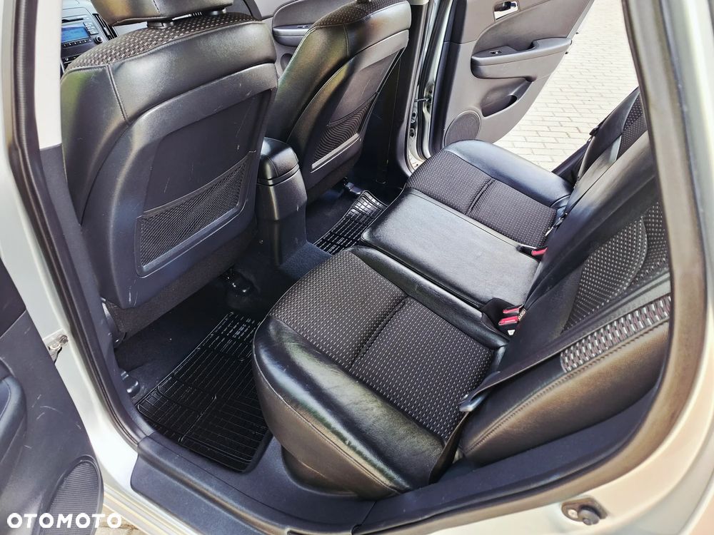 Hyundai i30 1.6 Premium - 17
