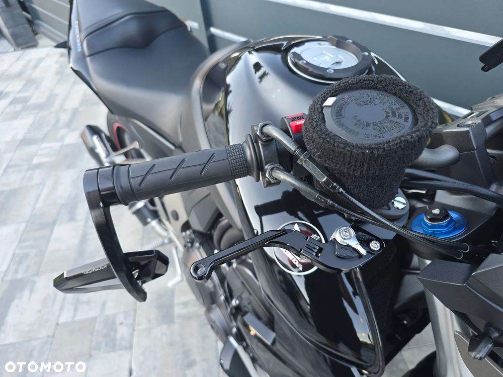 Honda CB - 21