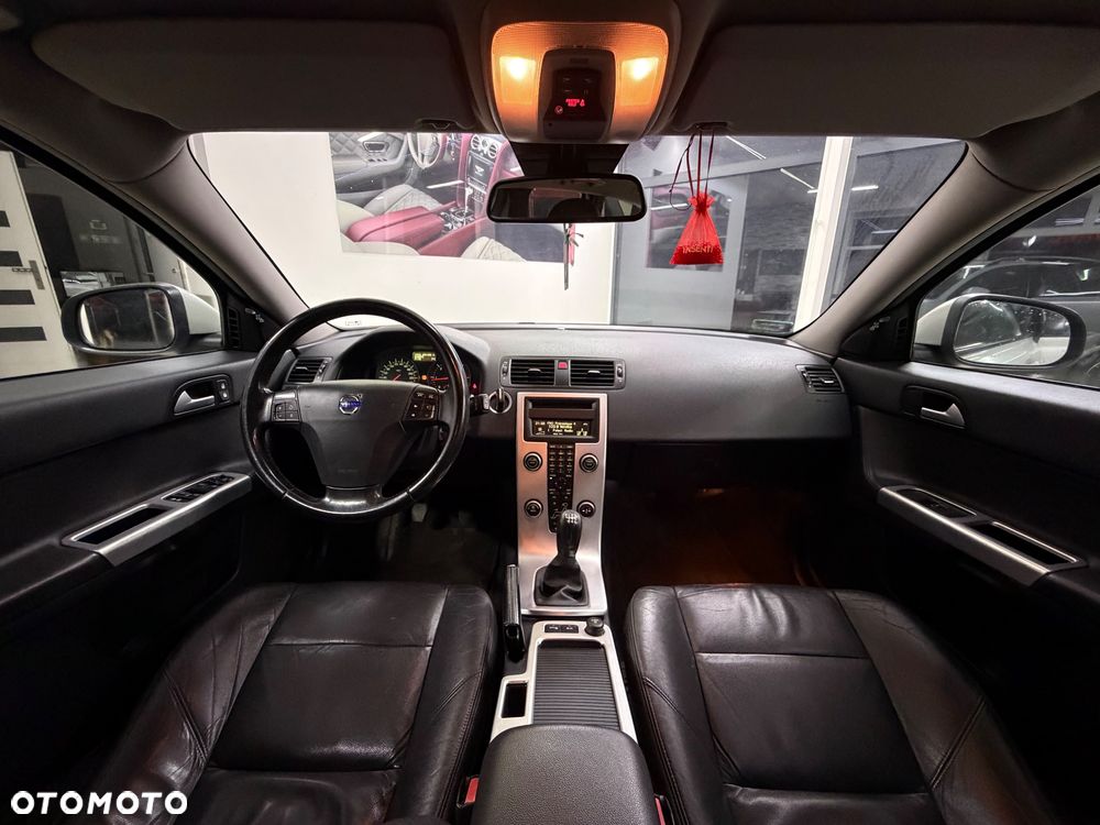 Volvo V50 DPF DRIVe Kinetic - 23