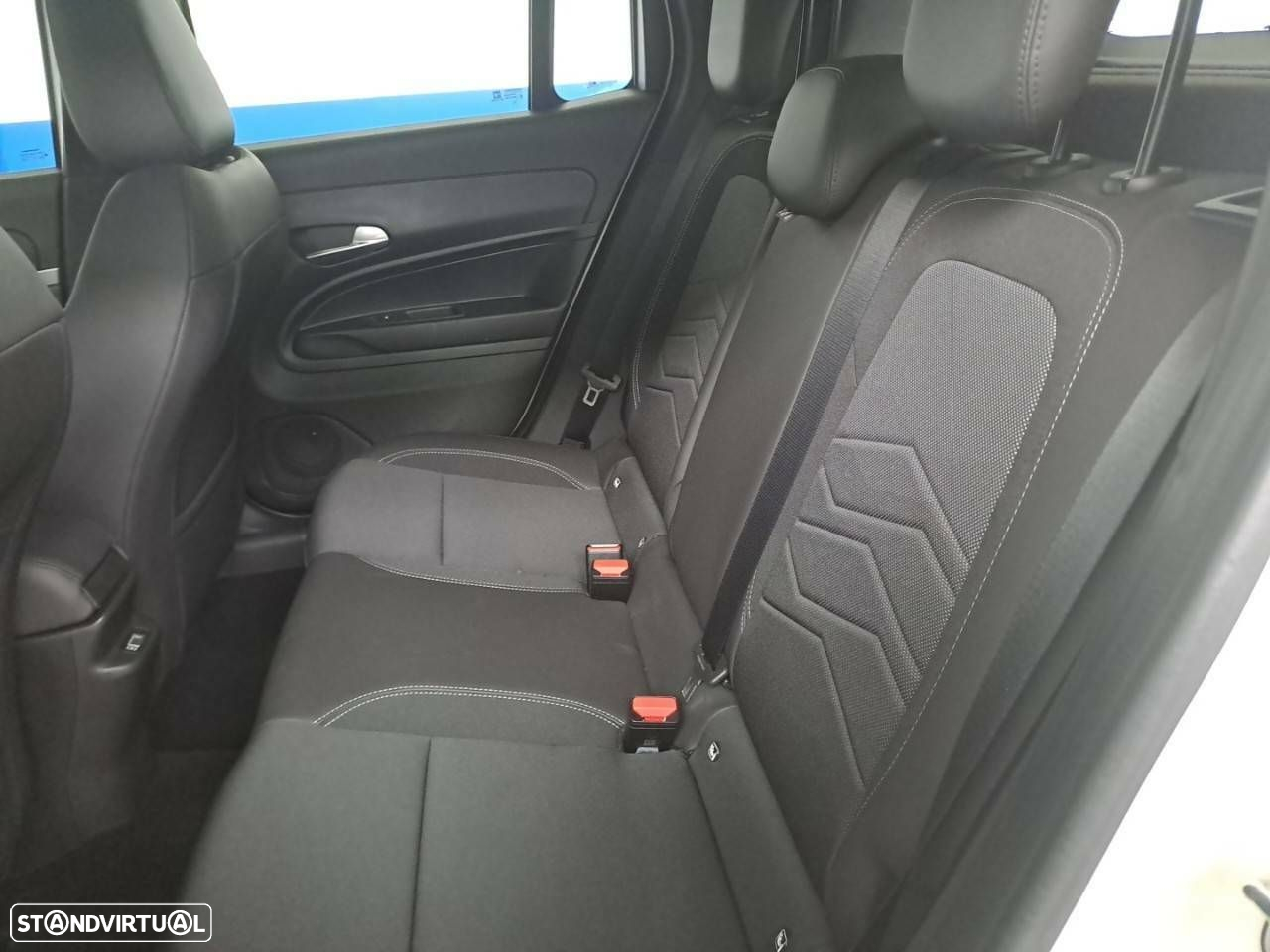 Jeep Avenger 1.2 GSE T3 Altitude - 10