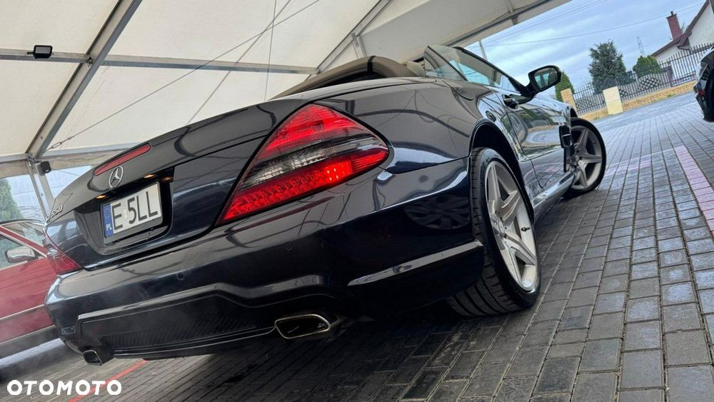 Mercedes-Benz SL - 27