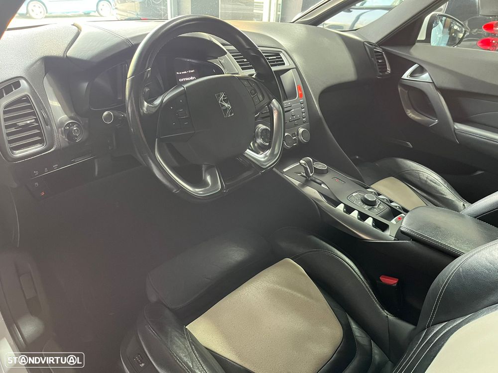 Citroën DS5 2.0 HDi Hybrid4 Sport Chic CMP6 - 14