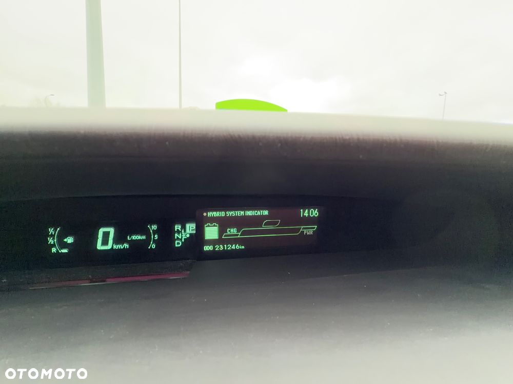 Toyota Prius - 16