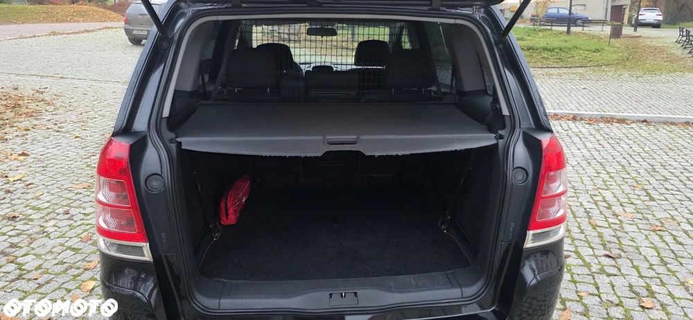 Opel Zafira 1.6 ECOFLEX Family Plus - 26