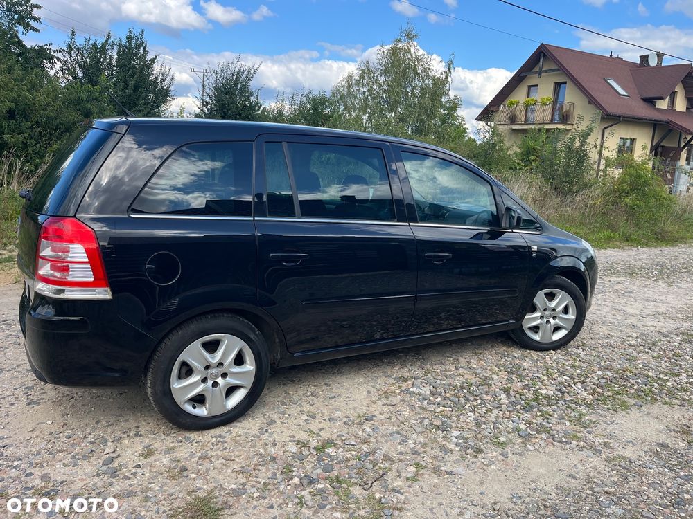 Opel Zafira 1.8 Edition 111 Jahre - 11