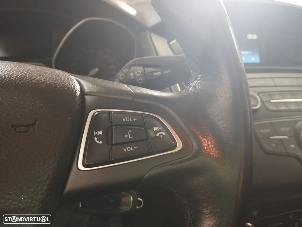 Ford Focus 1.5 TDCi Titanium - 18