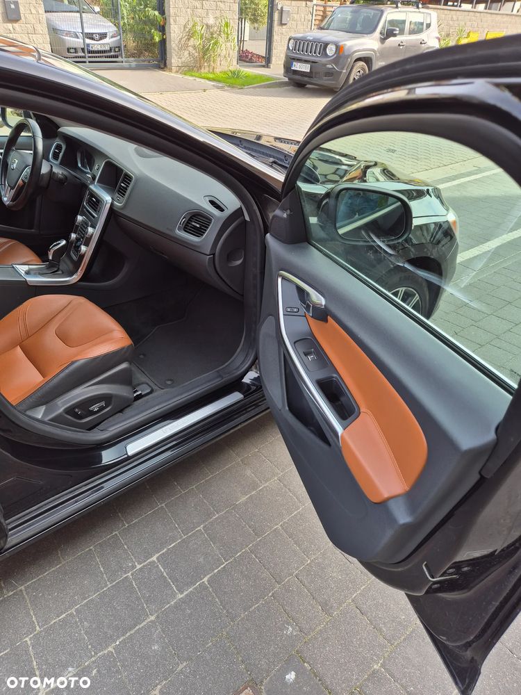 Volvo S60 T5 Drive-E R-Design Momentum - 31