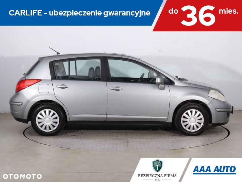 Nissan Tiida - 8