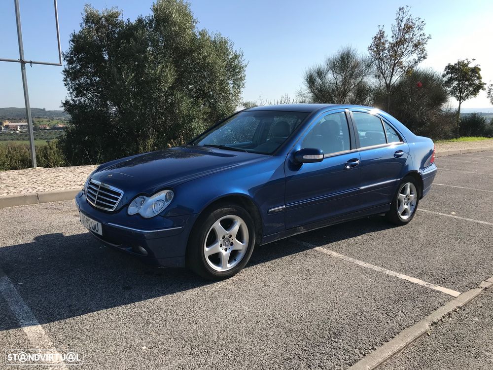 Mercedes-Benz C 220 - 12